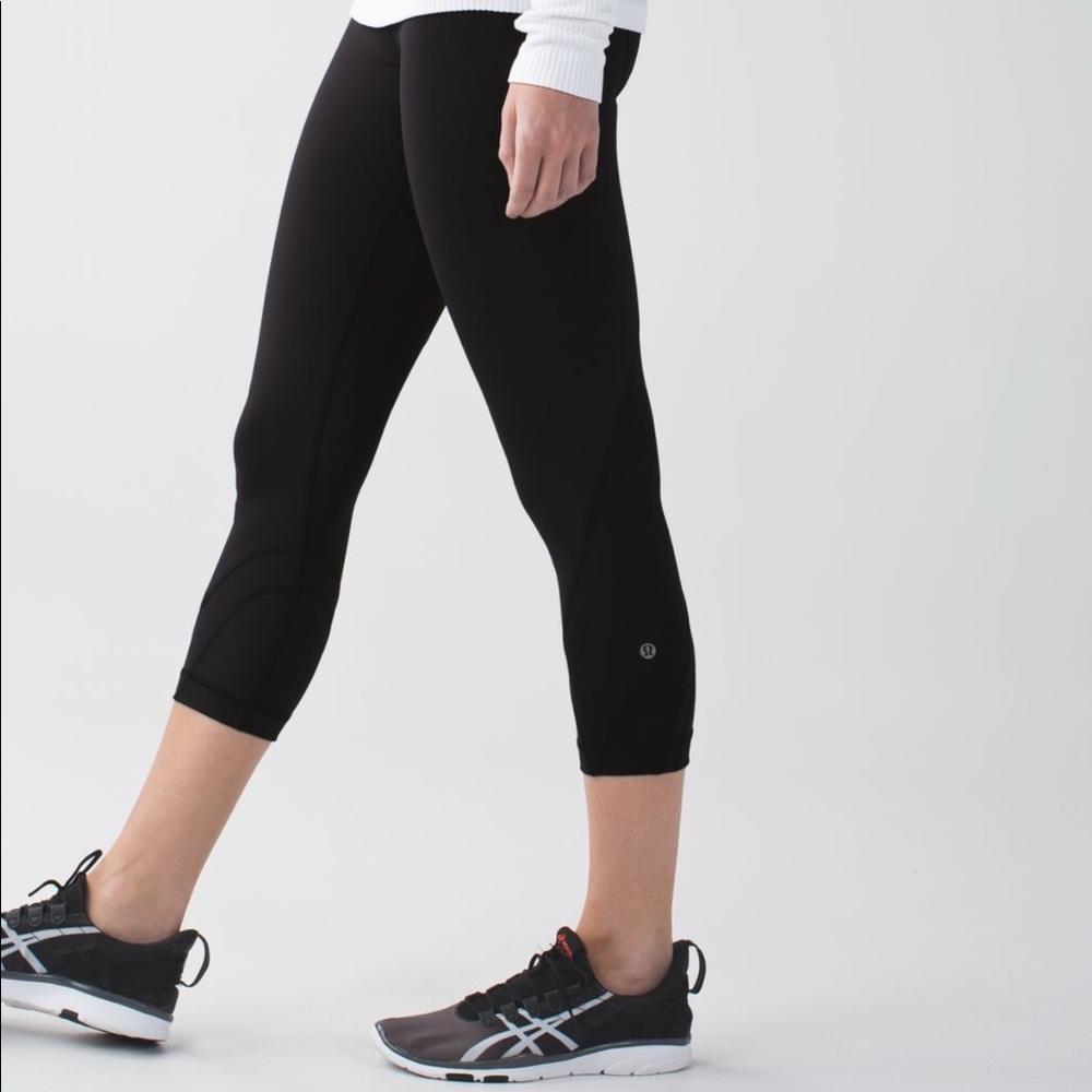 Lululemon Run Inspire Black Crop Sz 4